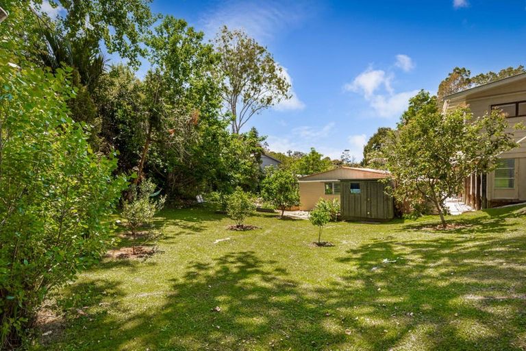 Photo of property in 59 Stillwater Crescent, Stillwater, Silverdale, 0993