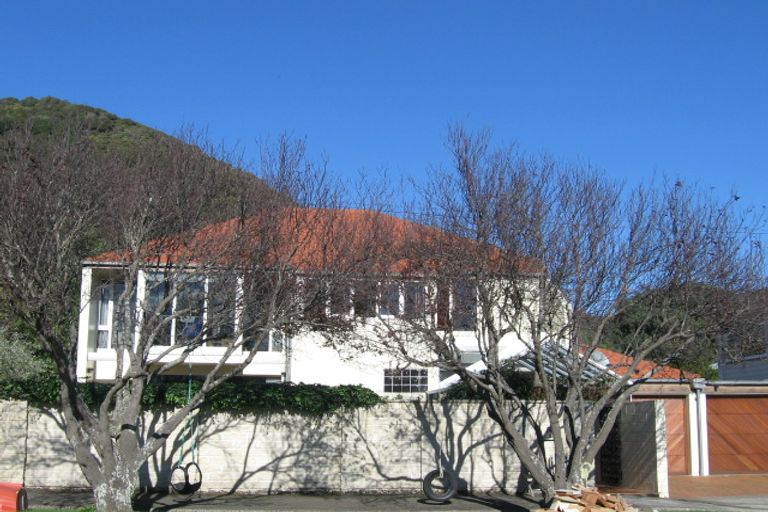 Photo of property in 5 Ngaio Street, Eastbourne, Lower Hutt, 5013