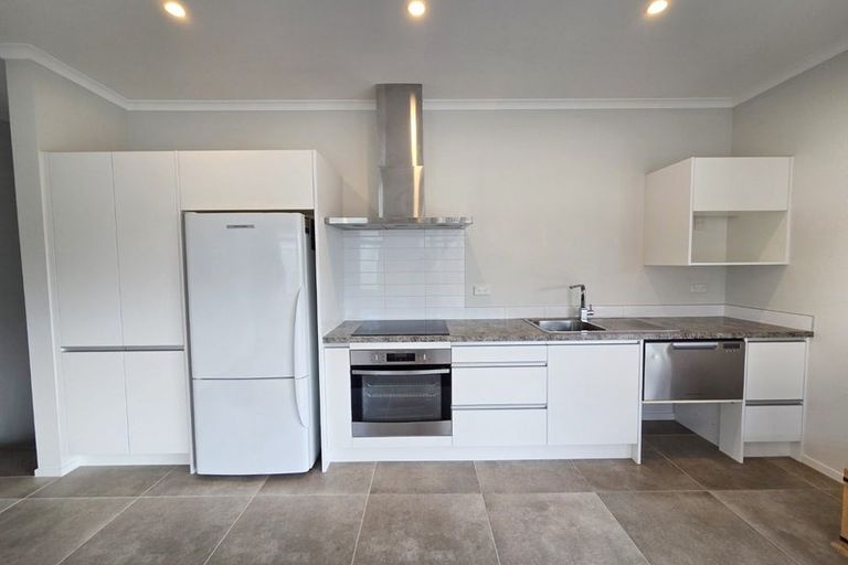 Photo of property in 19 Tuatua Road, Hobsonville, Auckland, 0616