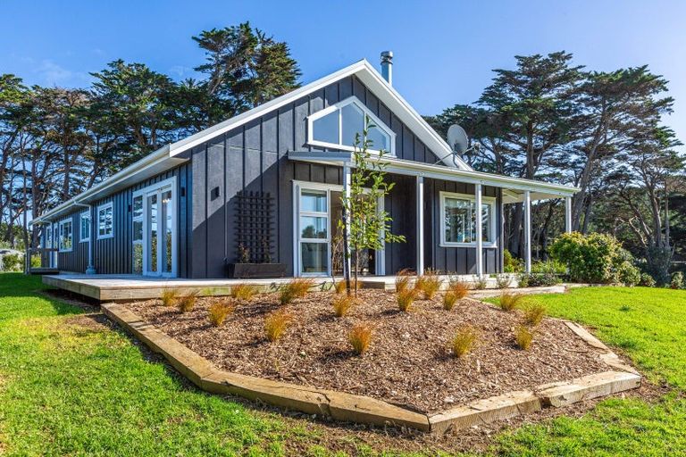 Photo of property in 2 Kirian Lane, Pollok, 2684