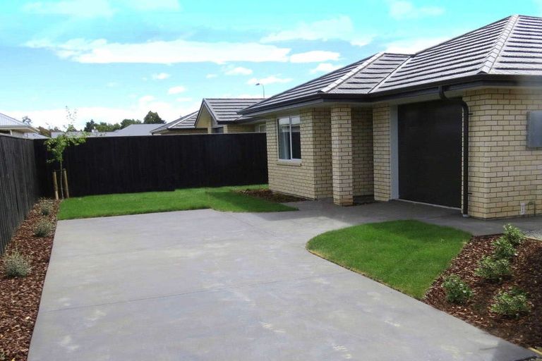 Photo of property in 17 Burford Way, Rolleston, 7615
