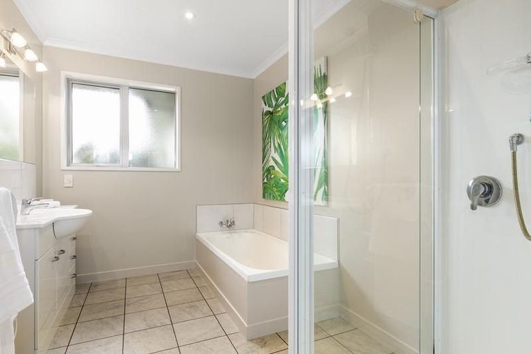 Photo of property in 9 Sunninghurst Drive, Fairfield, Dunedin, 9018