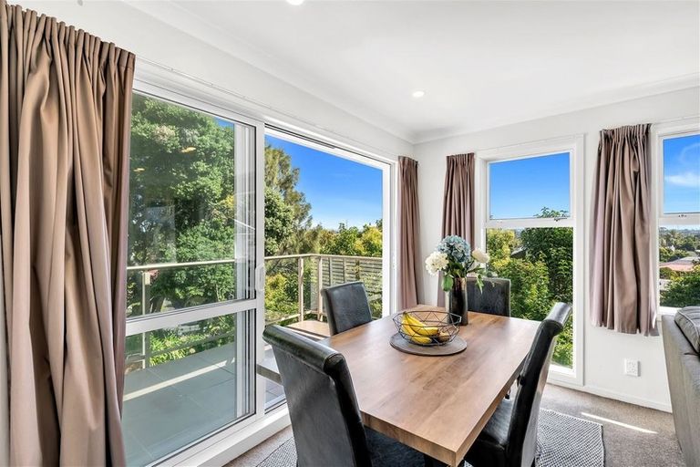 Photo of property in 146 Ti Rakau Drive, Pakuranga, Auckland, 2010