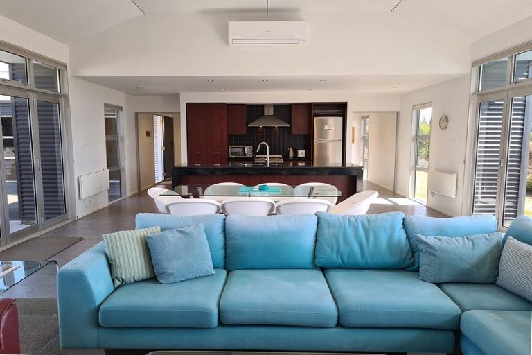 Photo of property in 9 Dwyer Place, Lake Tekapo, 7999