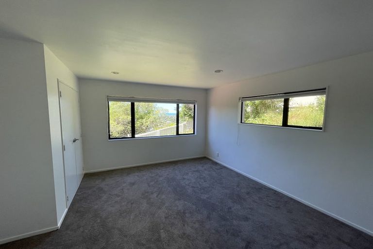 Photo of property in 941a East Coast Road, Torbay, Auckland, 0630