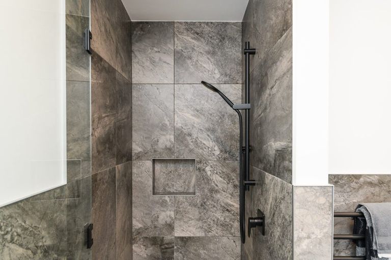 Photo of property in 125 Cashmere Drive, Fitzherbert, Palmerston North, 4410