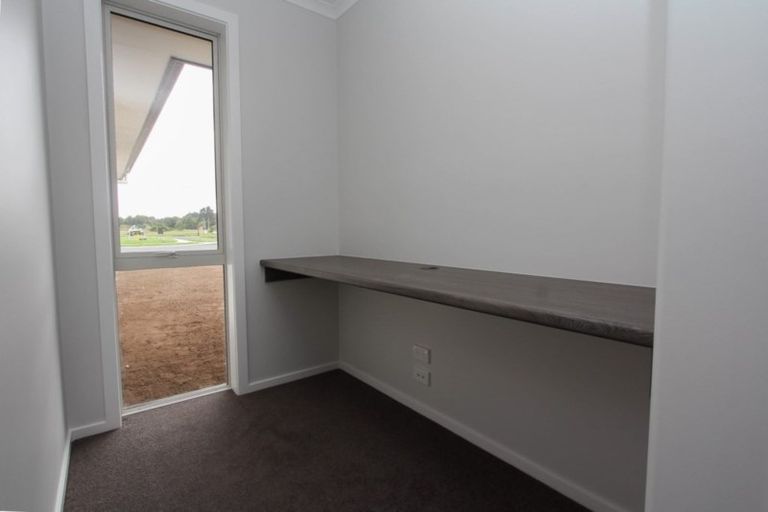 Photo of property in 238 Dixon Road, Fitzroy, Hamilton, 3206