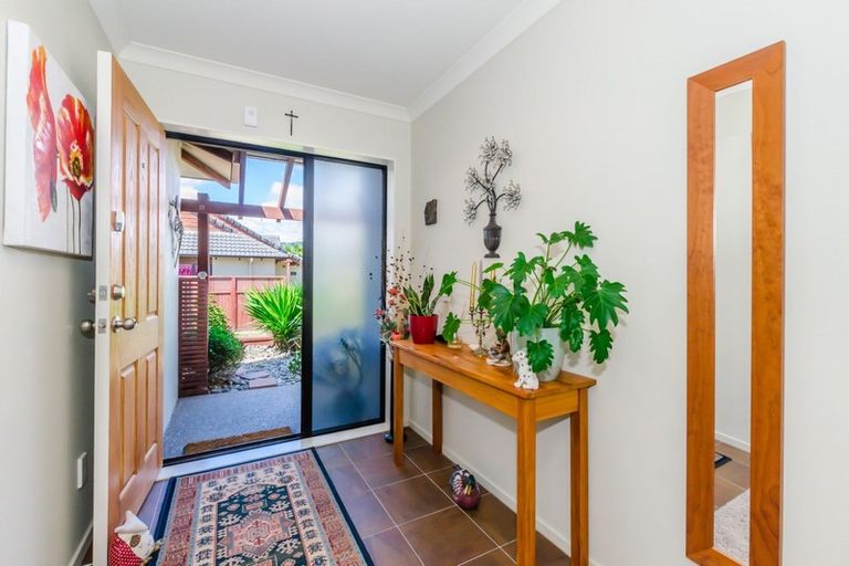 Photo of property in 7 Central Park, Paraparaumu Beach, Paraparaumu, 5032