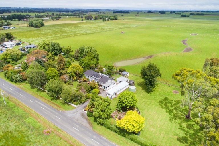 Photo of property in 329 Makirikiri Road, Crofton, Marton, 4787