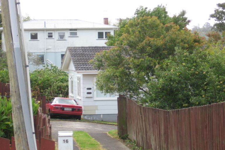 Photo of property in 16 Fairclough Road, Beach Haven, Auckland, 0626