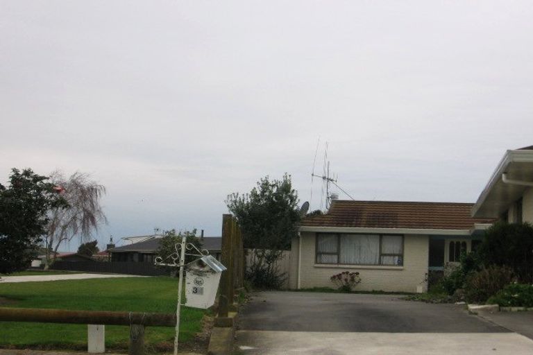 Photo of property in 34 Cecil Place, Cloverlea, Palmerston North, 4412
