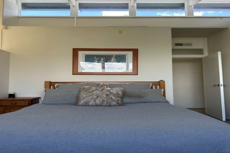 Photo of property in 122 Aeroview Drive, Beach Haven, Auckland, 0626