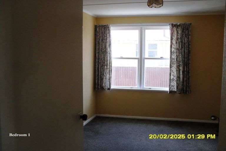 Photo of property in 3-3a Queenwood Road, Levin, 5510