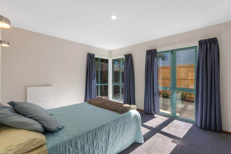 Photo of property in 2/52 Marine Parade, North New Brighton, Christchurch, 8083