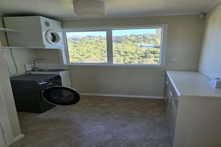 Photo of property in 2 View Road, Houghton Bay, Wellington, 6023