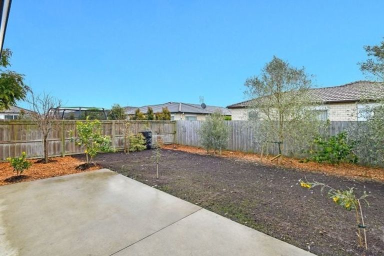 Photo of property in 12 Mangatiti Street, Papakura, 2110