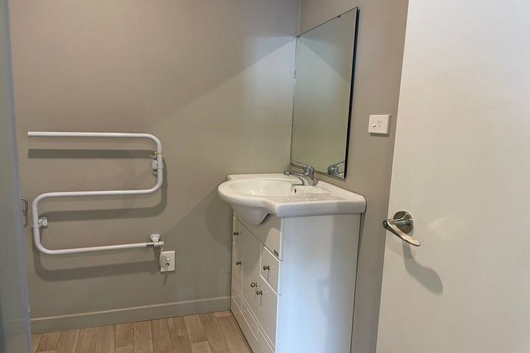 Photo of property in 470d Barbadoes Street, Edgeware, Christchurch, 8013