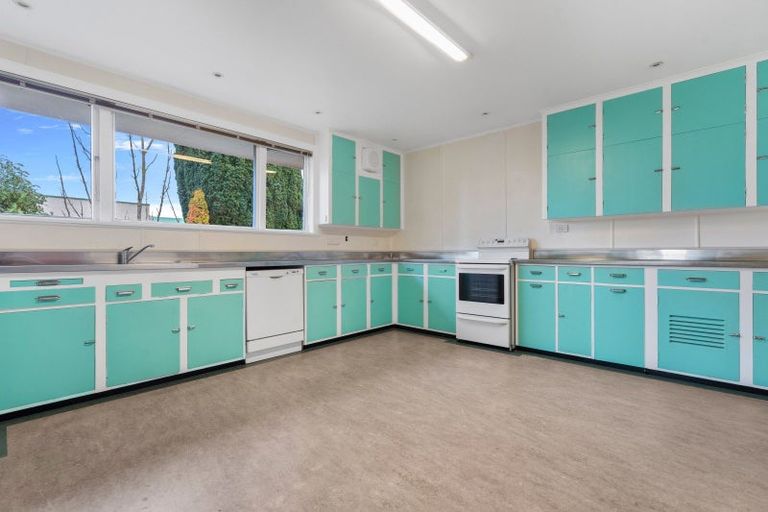 Photo of property in 300 High Street South, Carterton, 5713