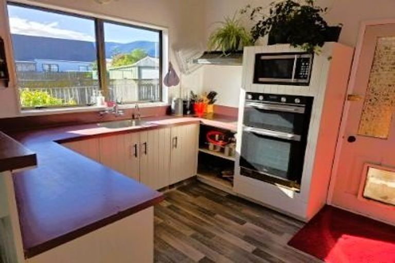 Photo of property in 2 George Street, Richmond, 7020