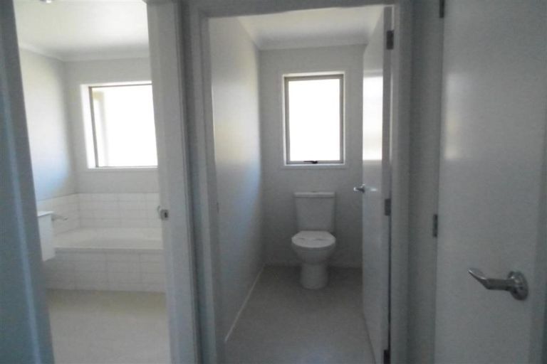 Photo of property in 10 Furlong Street, Hawera, 4610