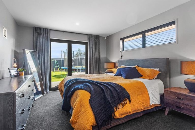 Photo of property in 25 Fearne Drive, Woodend, 7610