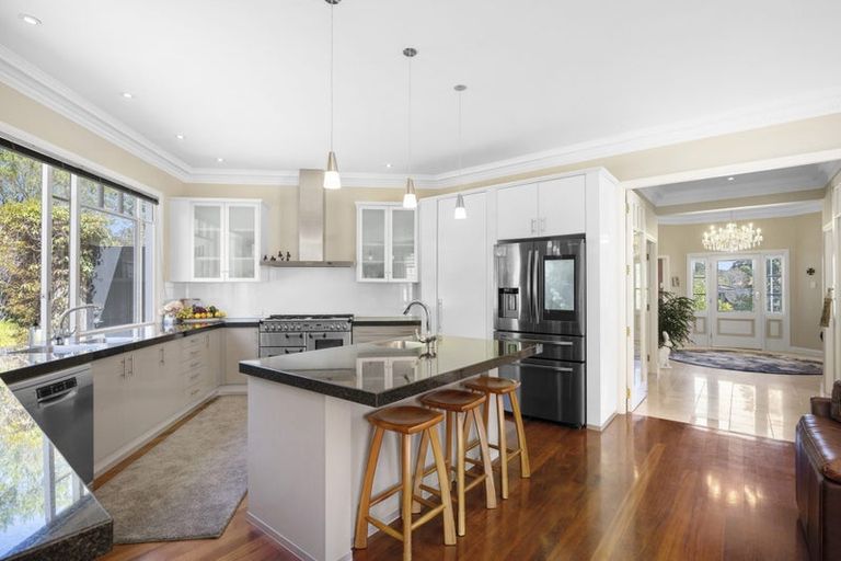 Photo of property in 60 Cheviot Road, Lowry Bay, Lower Hutt, 5013