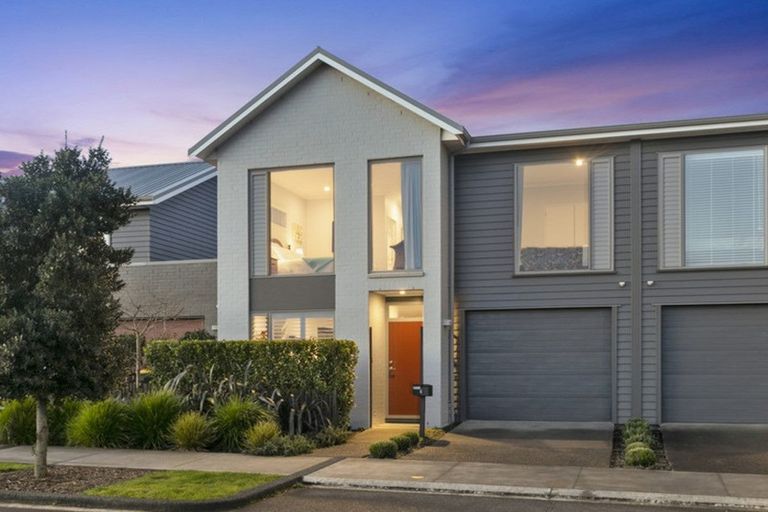 Photo of property in 4 Bomb Point Drive, Hobsonville, Auckland, 0616