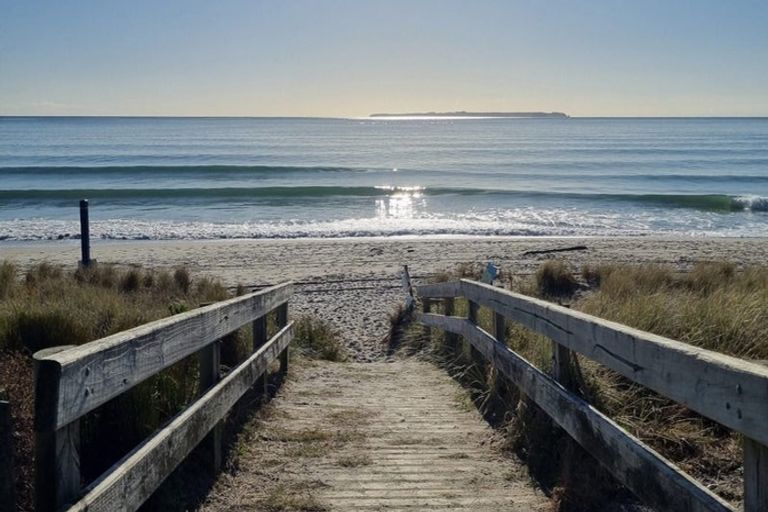 Photo of property in 74 Golden Sands Drive, Papamoa Beach, Papamoa, 3118