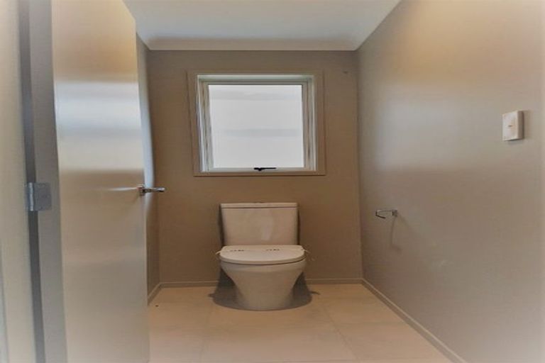 Photo of property in 8 Apostle Mews, Papamoa, 3118