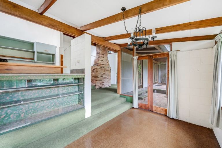 Photo of property in 15 Fenton Terrace, Cockle Bay, Auckland, 2014