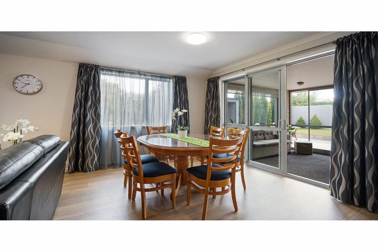 Photo of property in 23 Deloraine Street, Somerfield, Christchurch, 8024