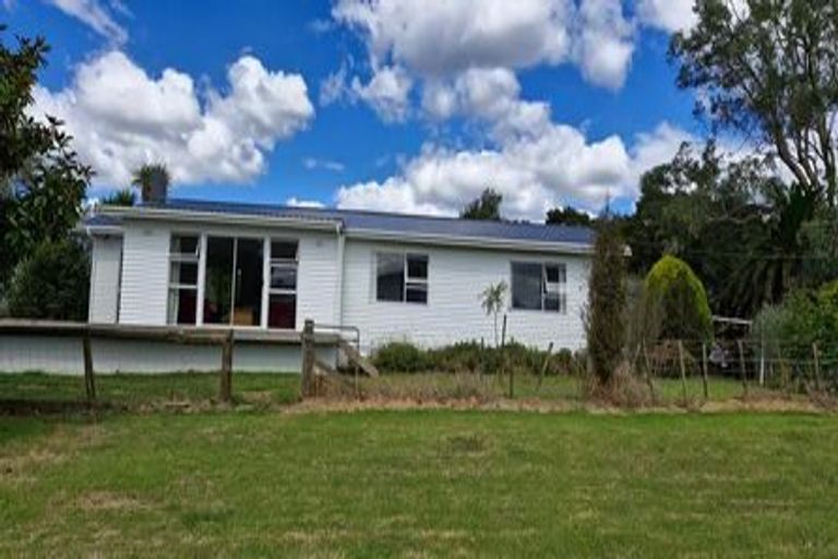 Photo of property in 2336 Mangakahia Road, Parakao, Whangarei, 0172