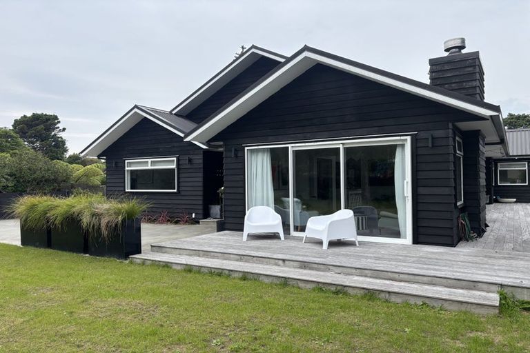 Photo of property in 31 Simla Crescent, Khandallah, Wellington, 6035