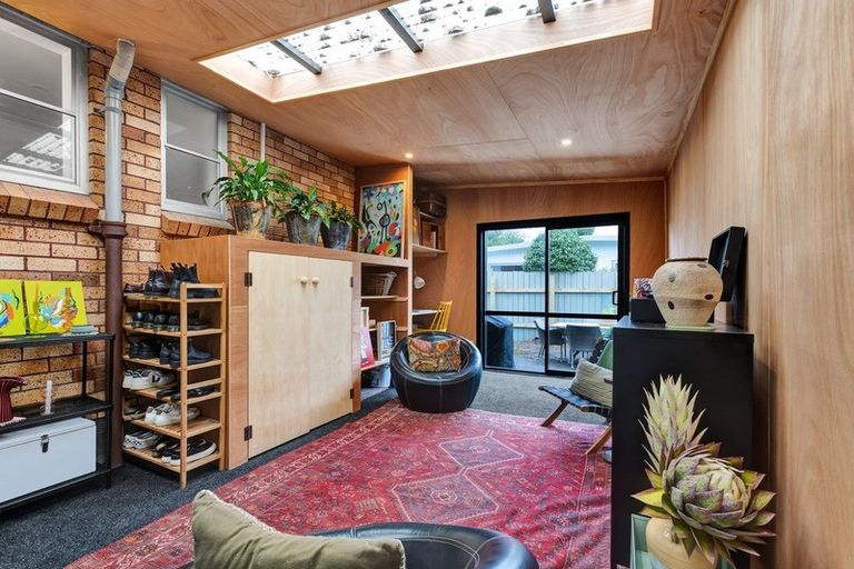 Photo of property in 3/10 Shortland Street, Lower Vogeltown, New Plymouth, 4310