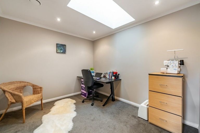 Photo of property in 39 Ebdentown Street, Ebdentown, Upper Hutt, 5018