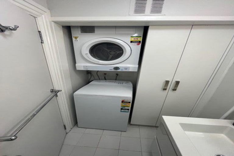 Photo of property in 103 Salamanca Road, Wellington Central, Wellington, 6011