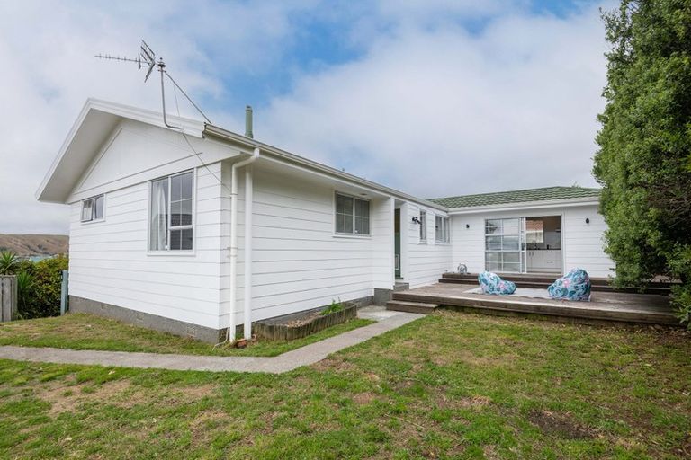 Photo of property in 5 Montserrat Place, Grenada Village, Wellington, 6037