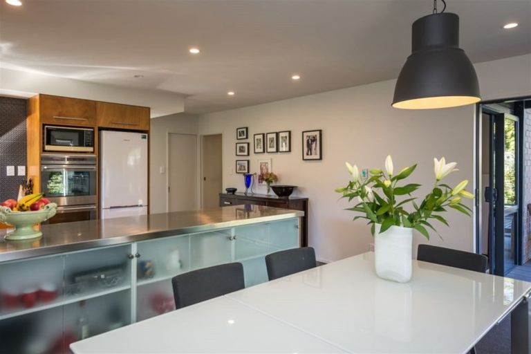 Photo of property in 9 Tomes Road, St Albans, Christchurch, 8052