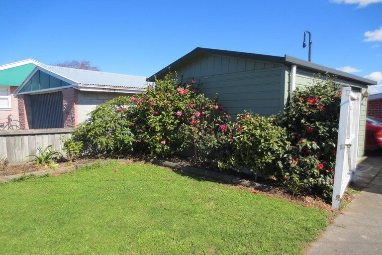 Photo of property in 14 Kearneys Road, Linwood, Christchurch, 8062