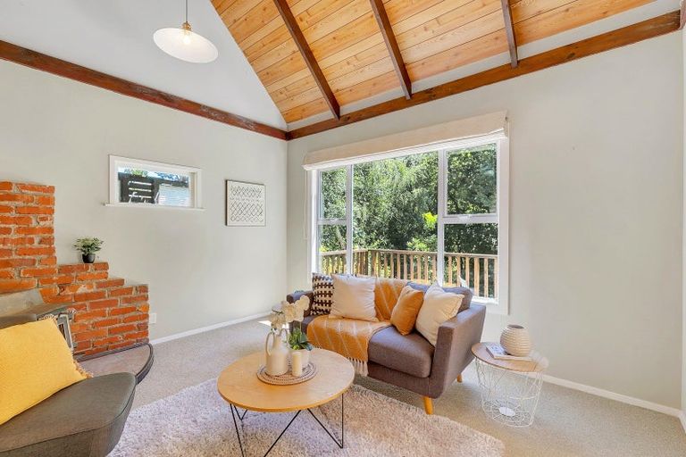 Photo of property in 64 Cluny Road, Plimmerton, Porirua, 5026