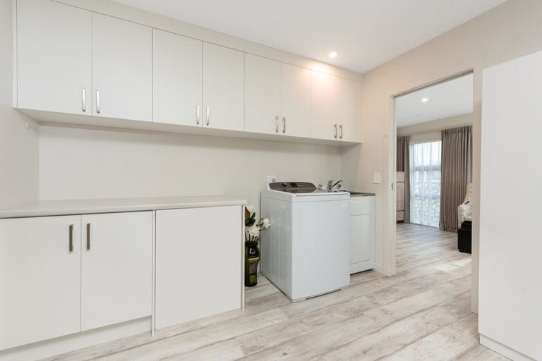 Photo of property in 2 Boulder Lane, Pyes Pa, Tauranga, 3112