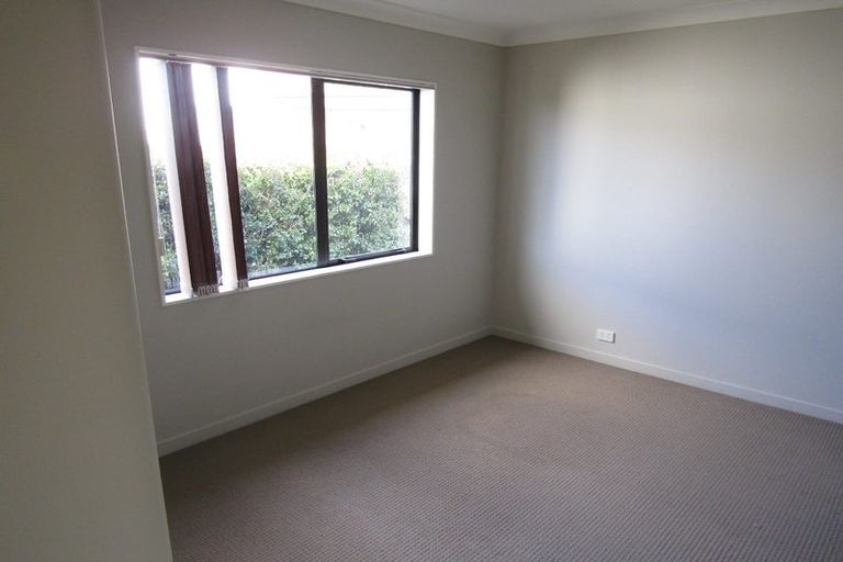 Photo of property in 9 Laurel Oak Drive, Schnapper Rock, Auckland, 0632