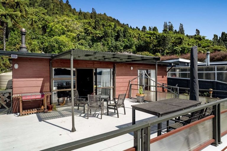 Photo of property in 293 State Highway 30, Lake Rotoma, Rotorua, 3074