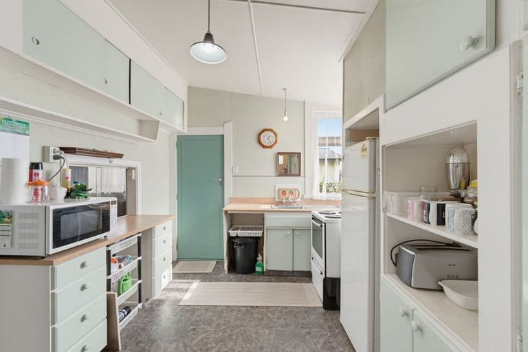 Photo of property in 15 Cambridge Terrace, East Gore, Gore, 9710