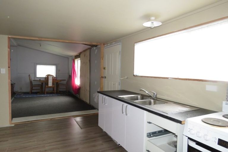 Photo of property in 127 Peel Street, Westport, 7825