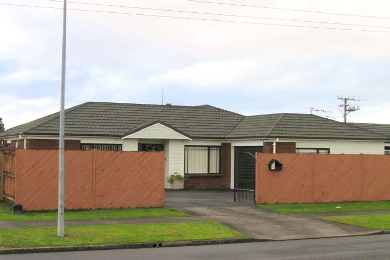 Photo of property in 2 Dixon Road, Fitzroy, Hamilton, 3206