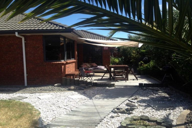 Photo of property in 11 Reefton Place, Papamoa Beach, Papamoa, 3118