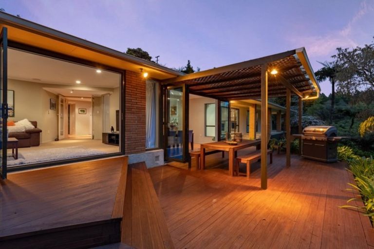 Photo of property in 1073 Akatarawa Road, Akatarawa, Upper Hutt, 5372