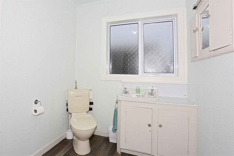 Photo of property in 585 Tweed Street, Newfield, Invercargill, 9812