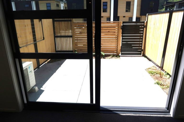 Photo of property in 6 Te Ara O Ralph Olsen, Wainuiomata, Lower Hutt, 5014